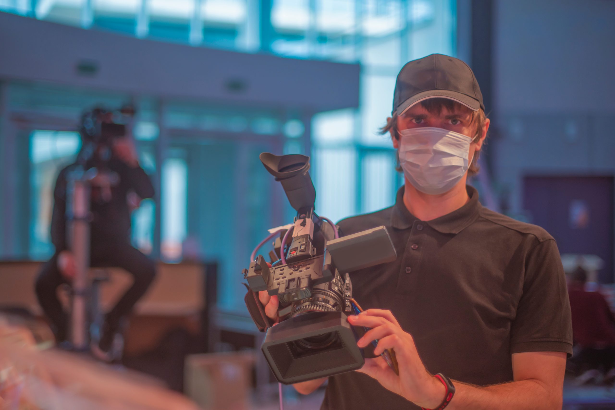 Covid-19: DPI sul set e applicazione protocollo di settore